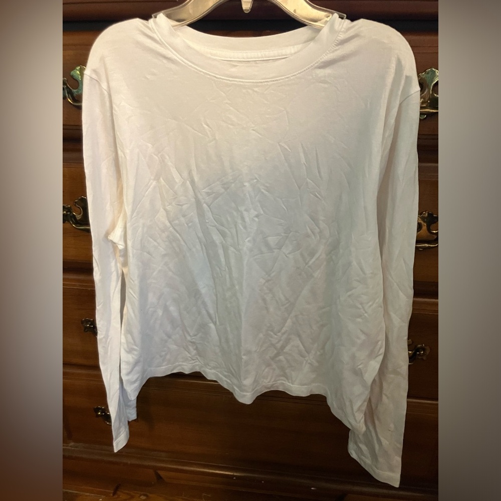 White long-sleeve tee